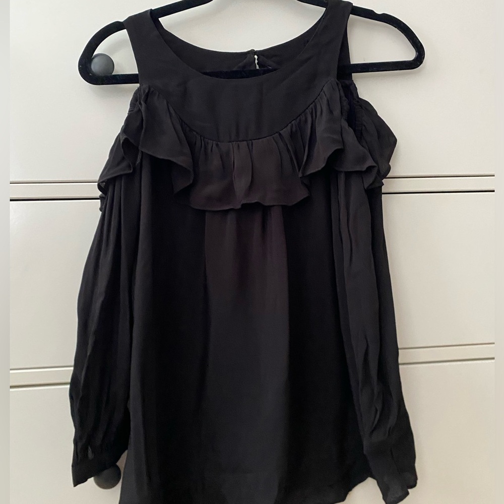 Anthropologie (maeve) black cut-out shoulder black long sleeve size 0 shirt